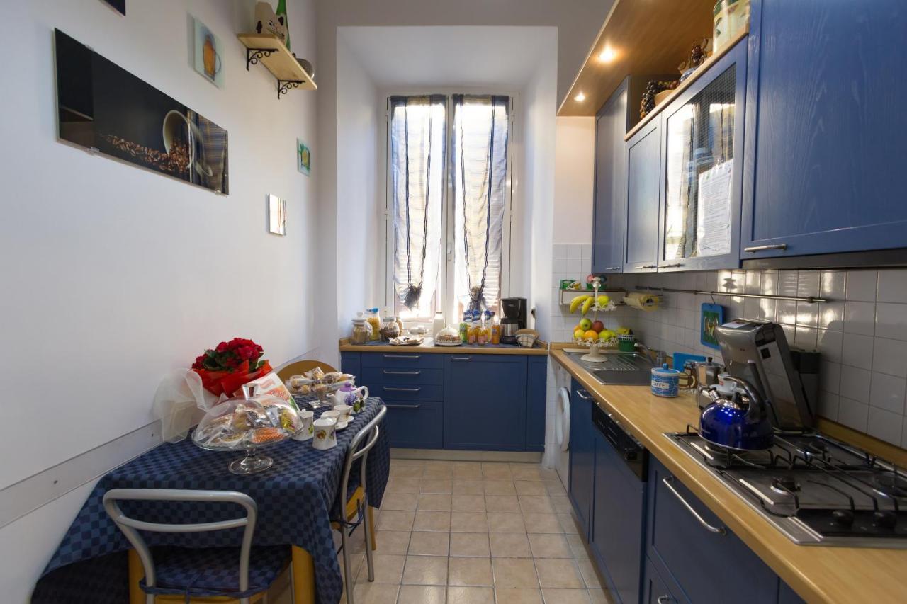 B&B La Finestra Di Fronte Rome Bagian luar foto
