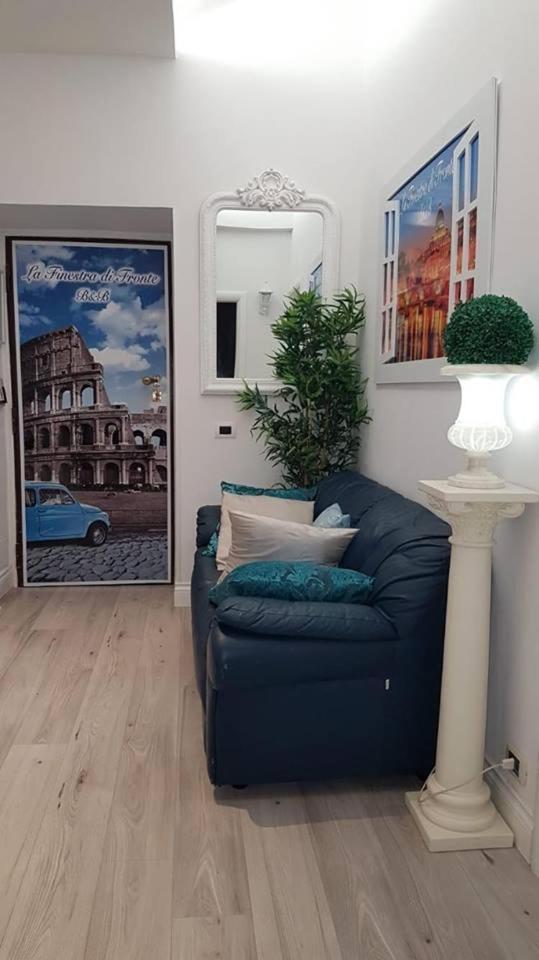 B&B La Finestra Di Fronte Rome Bagian luar foto