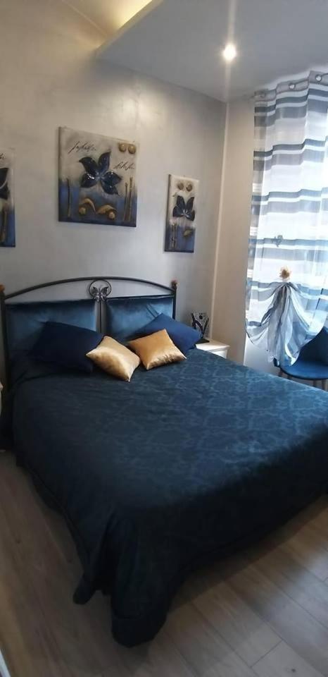 B&B La Finestra Di Fronte Rome Bagian luar foto